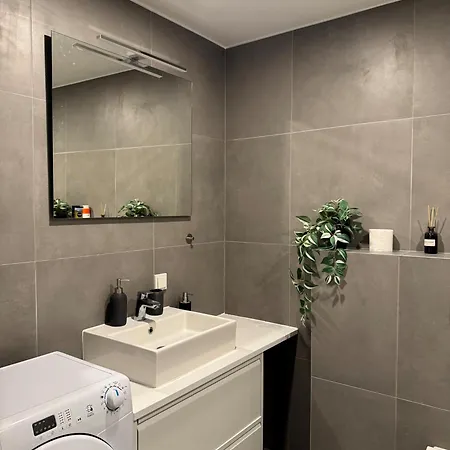 Loo Apartment Loo